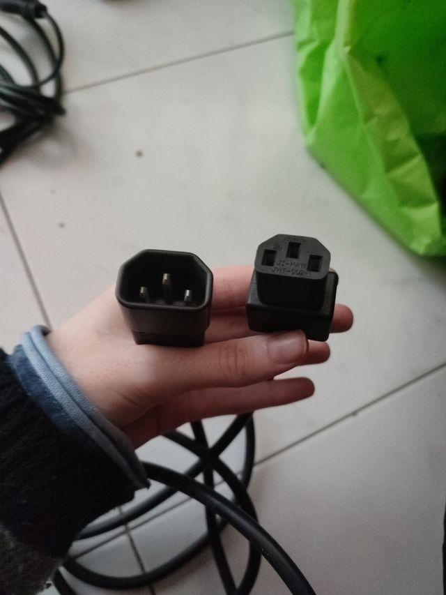 Cable fuente alimentación pc