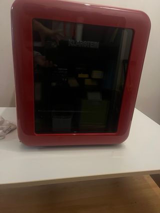 Nevera pequeña Klarstein roja. Edicion limitada