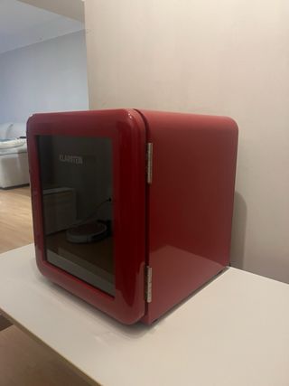 Nevera pequeña Klarstein roja. Edicion limitada
