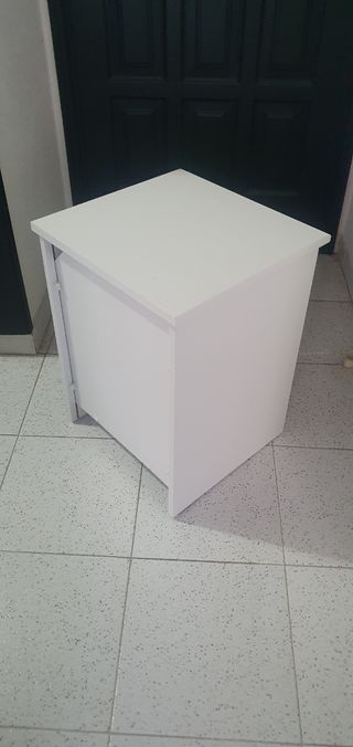 Mesilla de noche de ikea