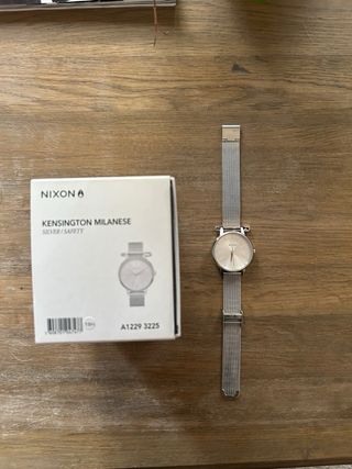 Reloj Nixon mujer the Kesignton imperdible