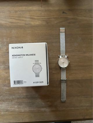 Reloj Nixon mujer the Kesignton imperdible