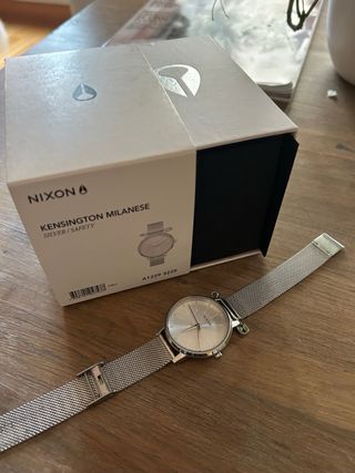 Reloj Nixon mujer the Kesignton imperdible