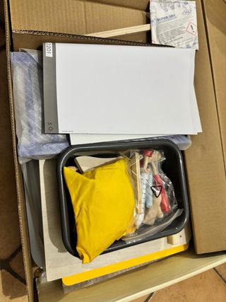 NUEVA Clinica veterinaria y centro bebés madera