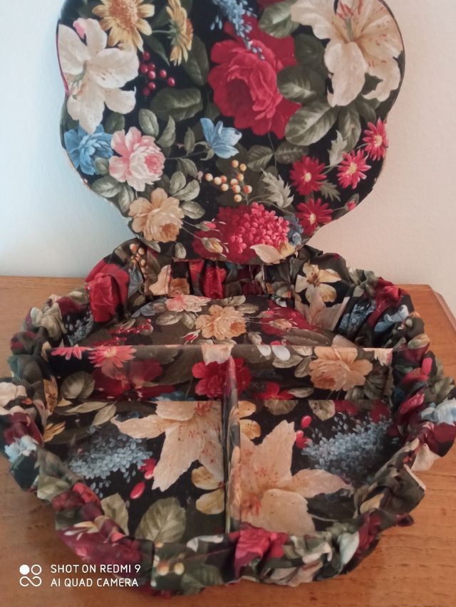 Conjunto joyero y porta pañuelos 