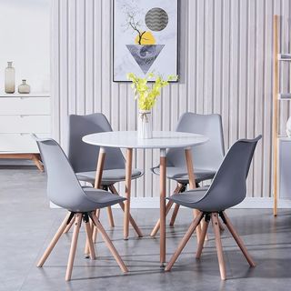 4 sillas NUEVAS NORDICAS