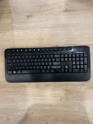 Teclado Microsoft para ordenador por solo 1€.