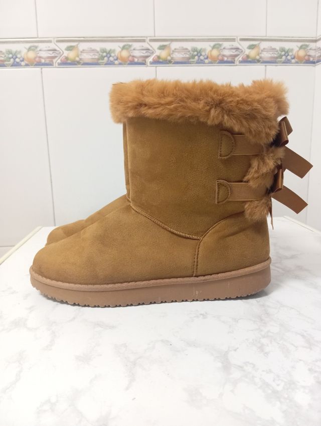 Botas  de mujer color marrón 