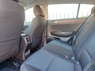 KIA Sportage 1.6 CRDi Business 4x2