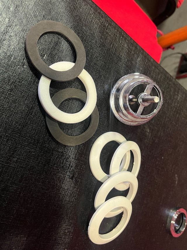 Guarnizioni per lavabo: vite di tenuta di scarico