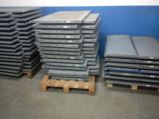 ESTANTERIAS METALICAS