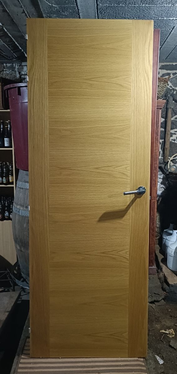 Puerta roble derecha