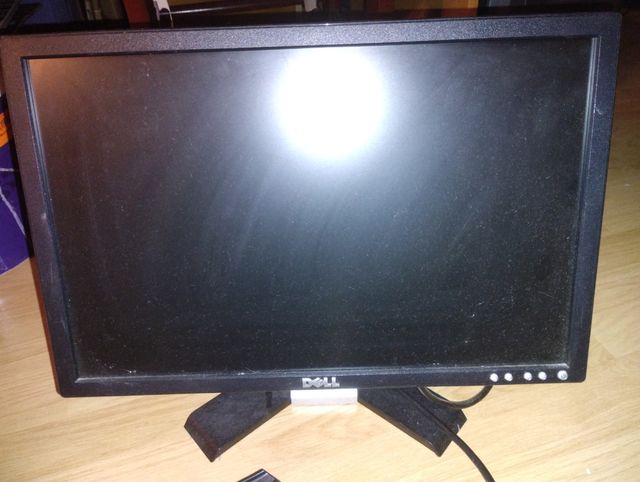 Monitor Dell. 25 €