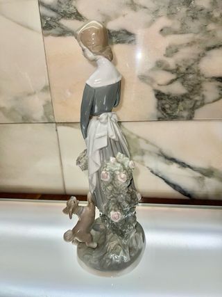 Figura mujer de Lladró