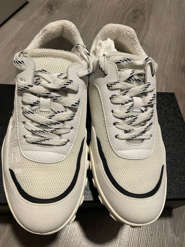 Deportiva Chanel original con caja y bolsa