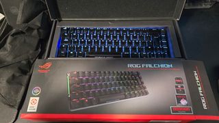 Asus rog falchion teclado español