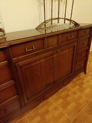 Aparador en cerezo