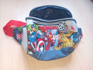 Riñonera de Marvel