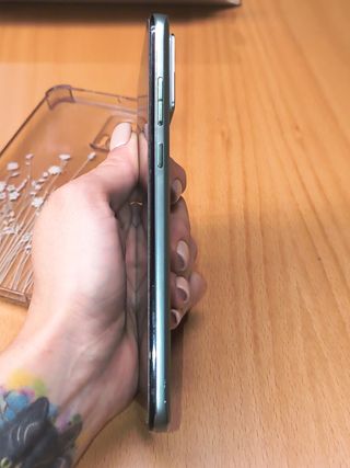 Motorola Edge 30 neo Aqua foam + 4 cover e scatola