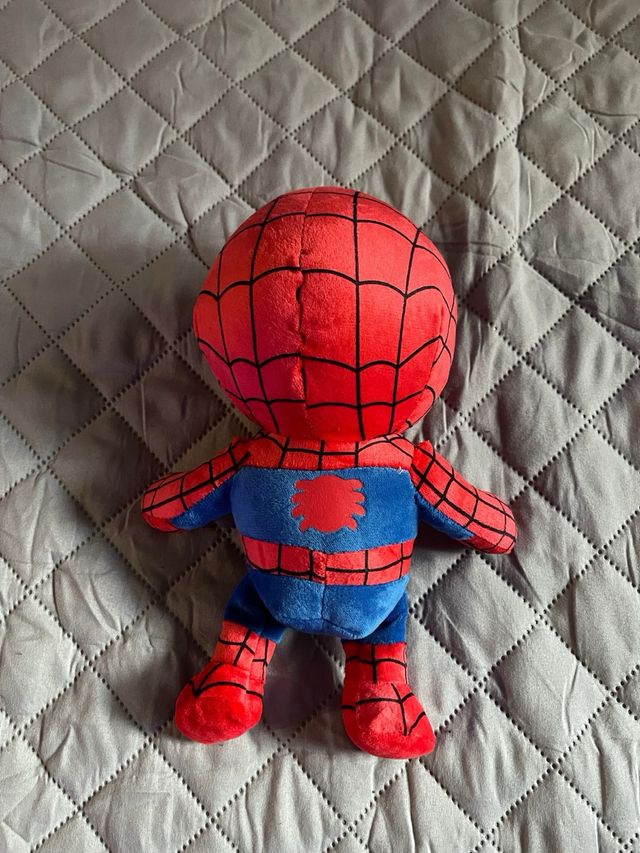Peluche Spiderman