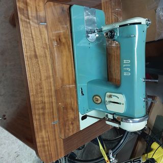 Maquina de coser 