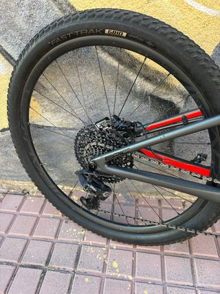 Specialized Epic 2020 gris mate