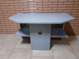 Dos muebles, mesa TV y mesa auxiliar