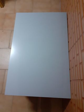 Dos muebles, mesa TV y mesa auxiliar