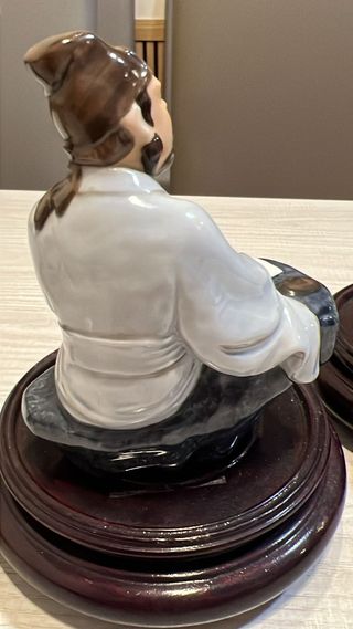 PAREJA FIGURAS PORCELANA MAESTROS
