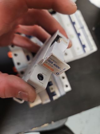 Lote Gewiss diferencial magnetos, fusibl