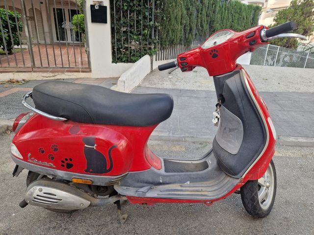 PIAGGIO VESPA LX 50 - 2 tiempos