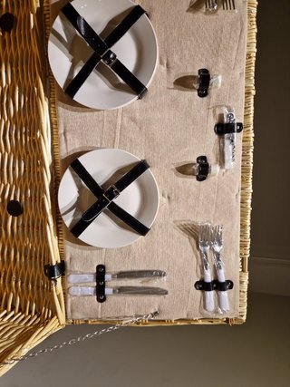 BAUL DE MIMBRE PARA PICNIC. NUEVO
