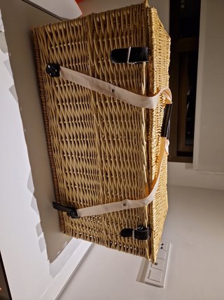 BAUL DE MIMBRE PARA PICNIC. NUEVO