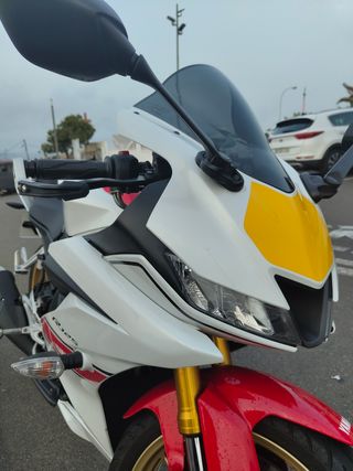 Yamaha YZF R125