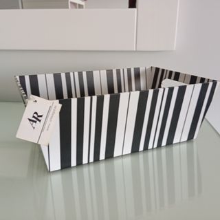 Cajita madera con etiqueta