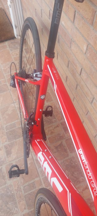 Bicicleta carretera carbono BMC como nueva