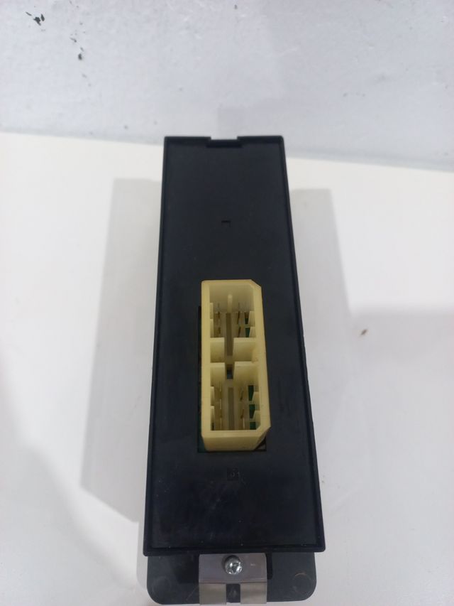 Elevalunas mitsubichi pajero