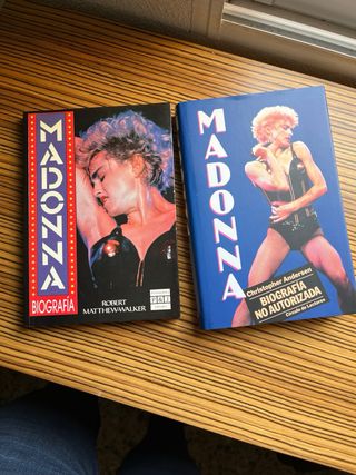 Cds de Madonna, dos Dvd y dos libros