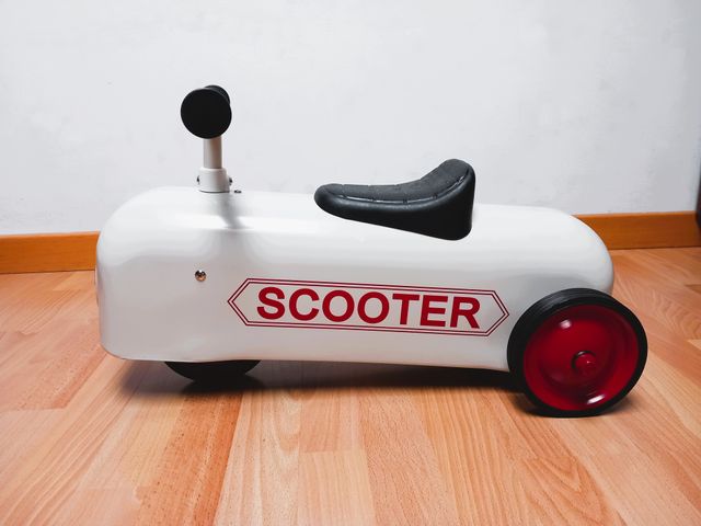 CORREPASILLOS COCHE NUEVO