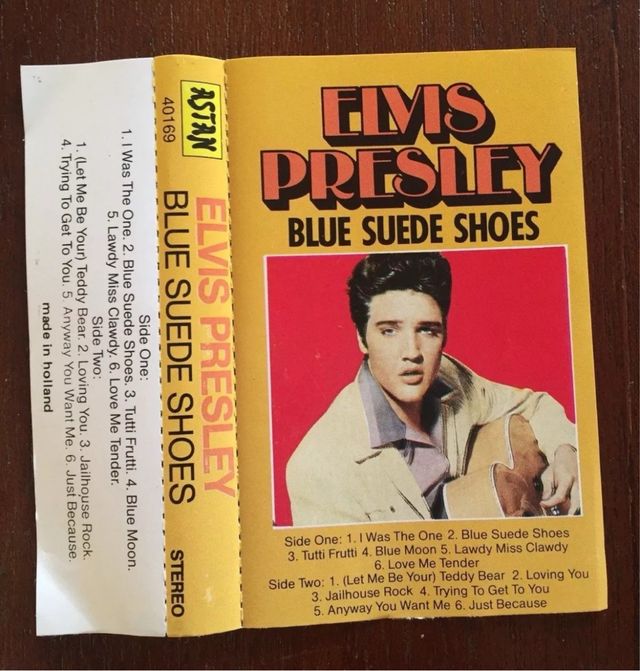 ELVIS PRESLEY THE LEGEND VOL 2 BLUE SUEDE SHOES