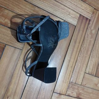 ZANDALIAS PLATEADAS +PENDIENTES A JUEGO