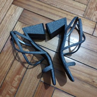 ZANDALIAS PLATEADAS +PENDIENTES A JUEGO