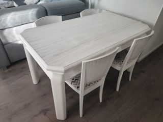 Mesa comedor blanca
