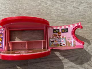Casita panadería-pastelería Hello Kitty