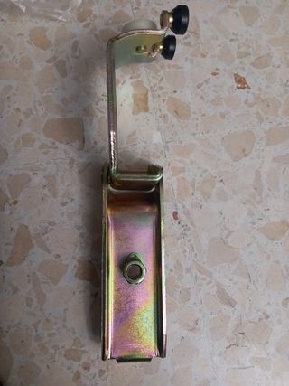 BISAGRA PUERTA CORREDERA VITO W638