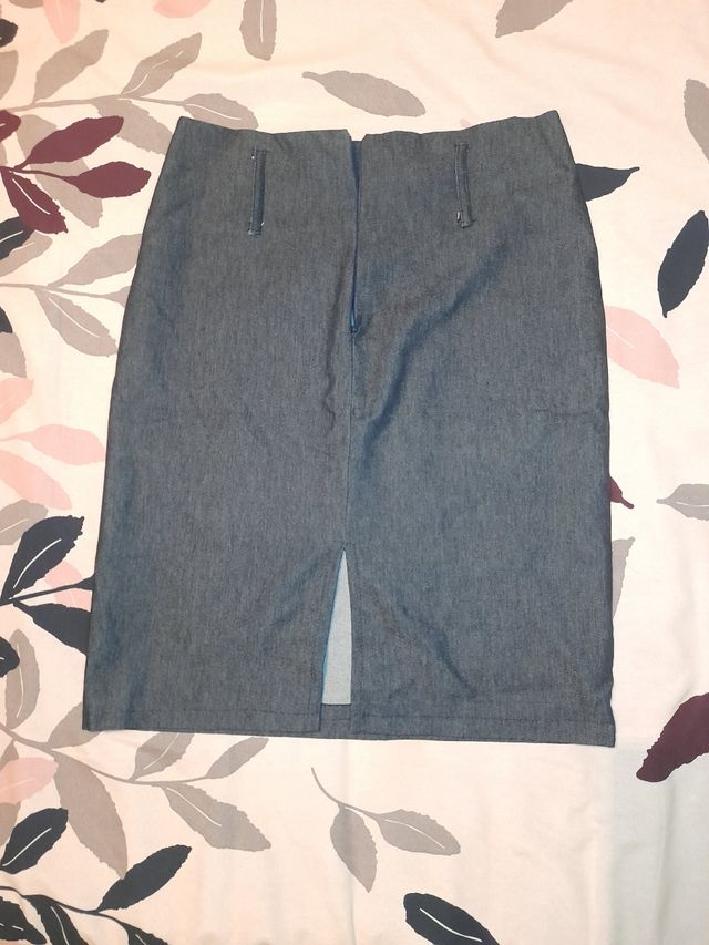 Falta tubo tipo vaquera de elastano