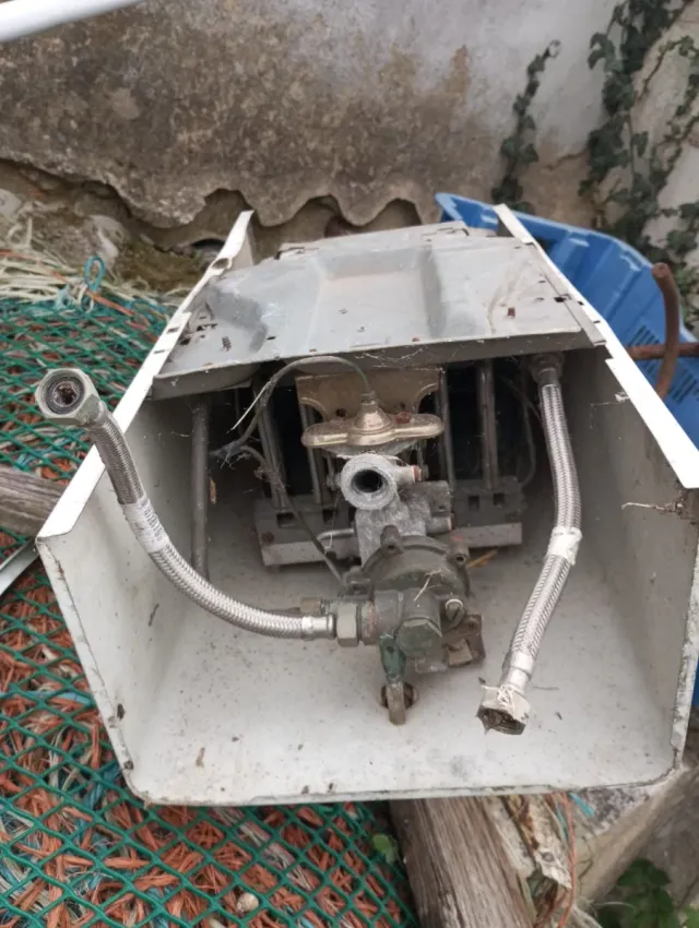 Calentador FAGOR ecoplus para piezas.