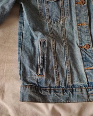 Cazadora vaquera  Bershka 
