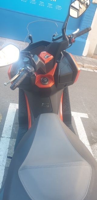 Moto kymco 125cc DTX 360