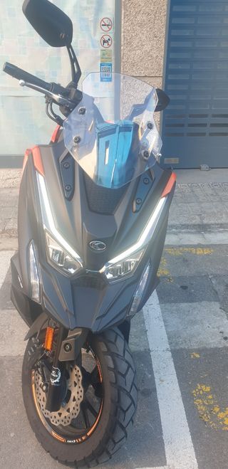 Moto kymco 125cc DTX 360